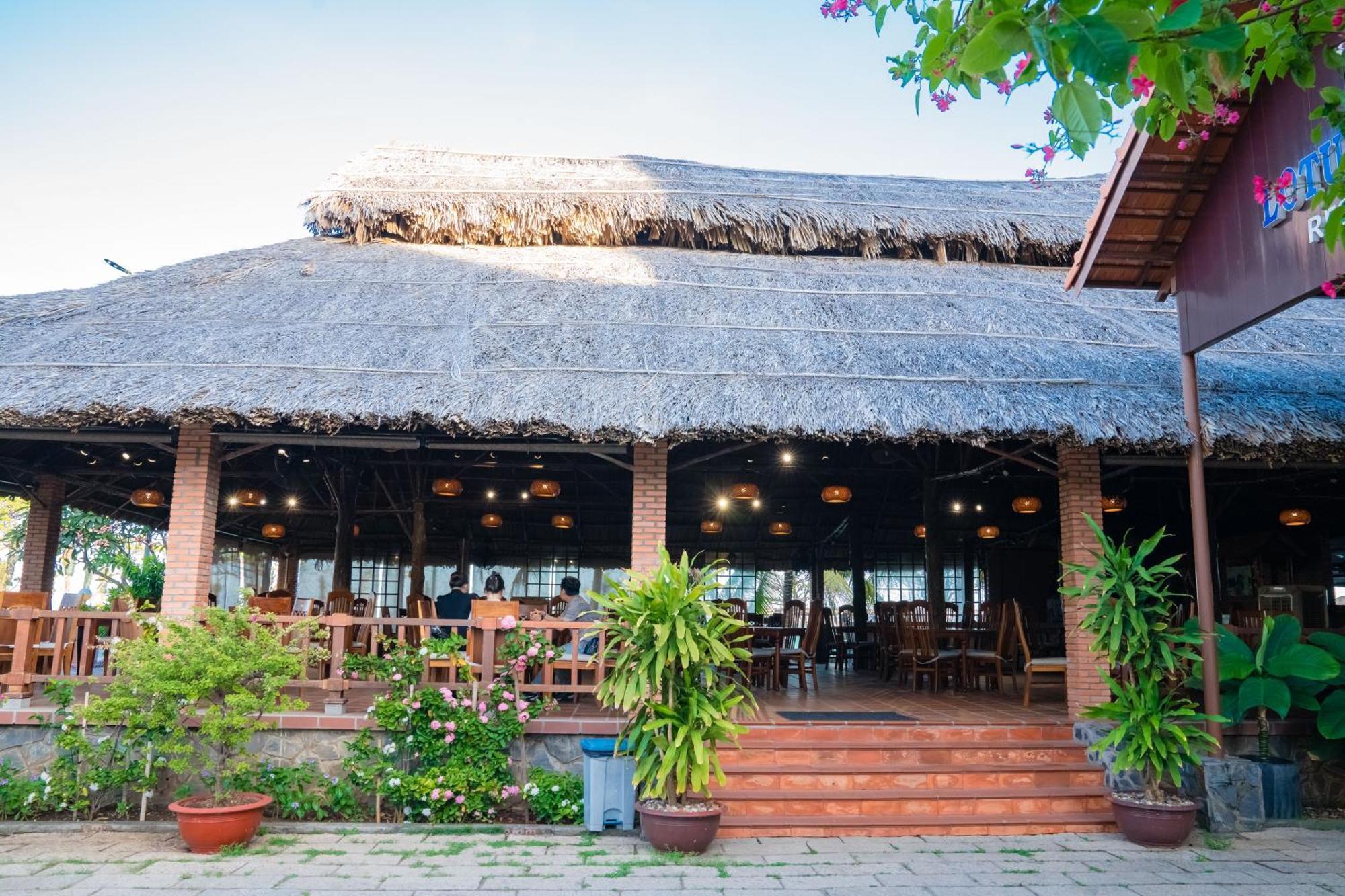 Lotus Vung Tau Resort & Spa Buitenkant foto